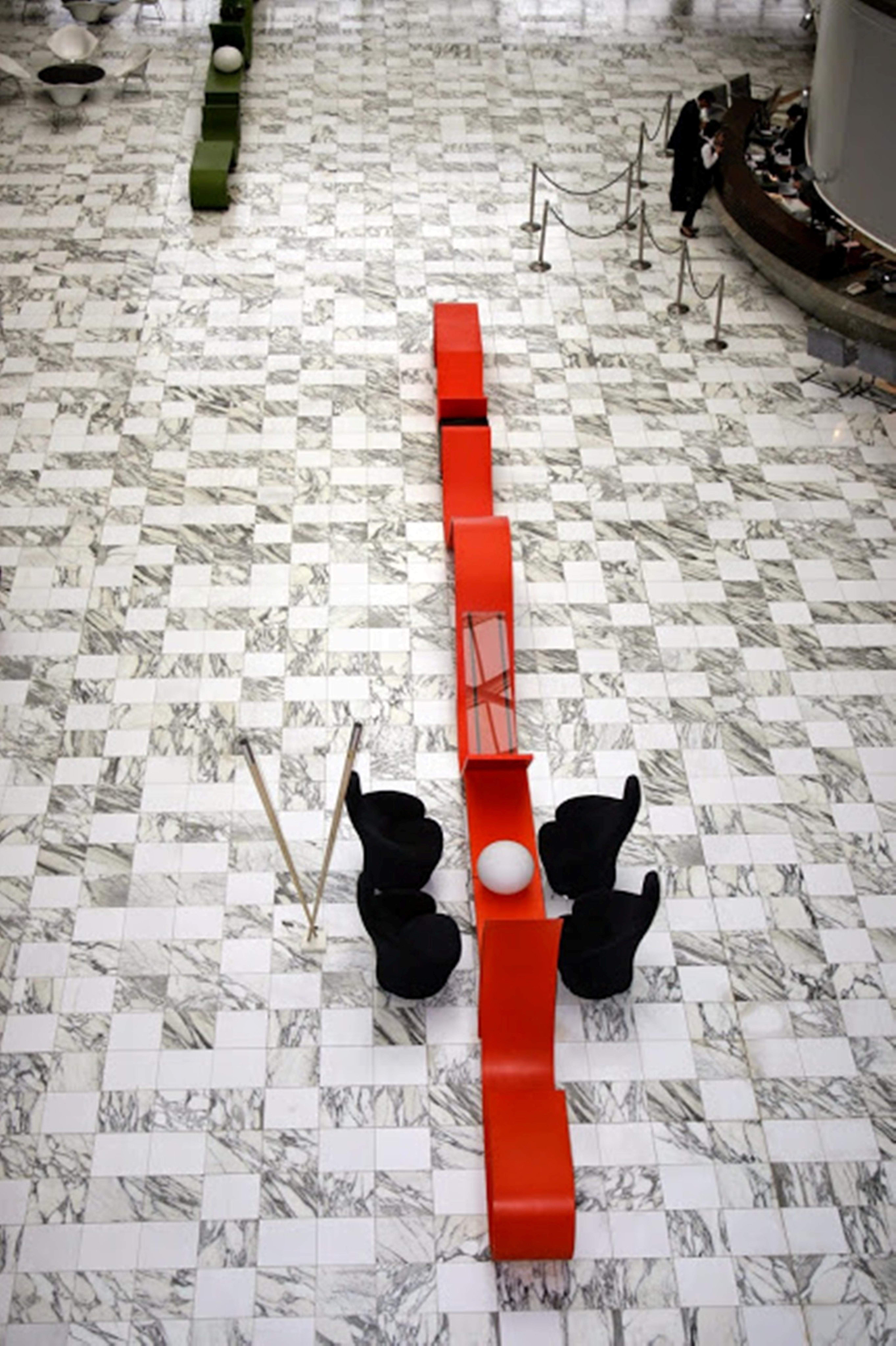فندق رويال توليب برازيليا ألفورادا المظهر الخارجي الصورة A marble run