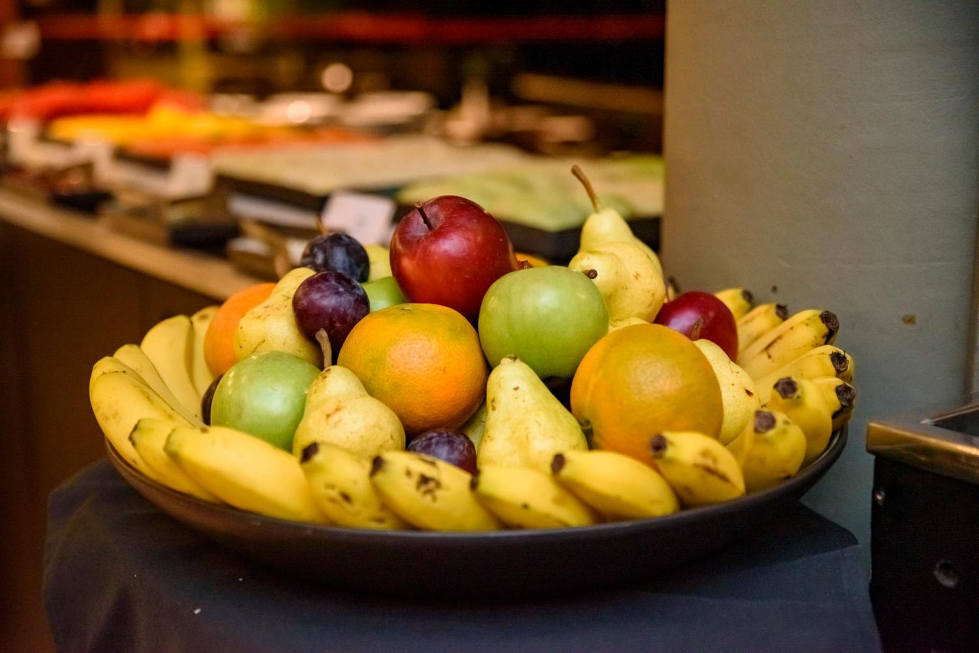 فندق رويال توليب برازيليا ألفورادا المظهر الخارجي الصورة Fruit salad