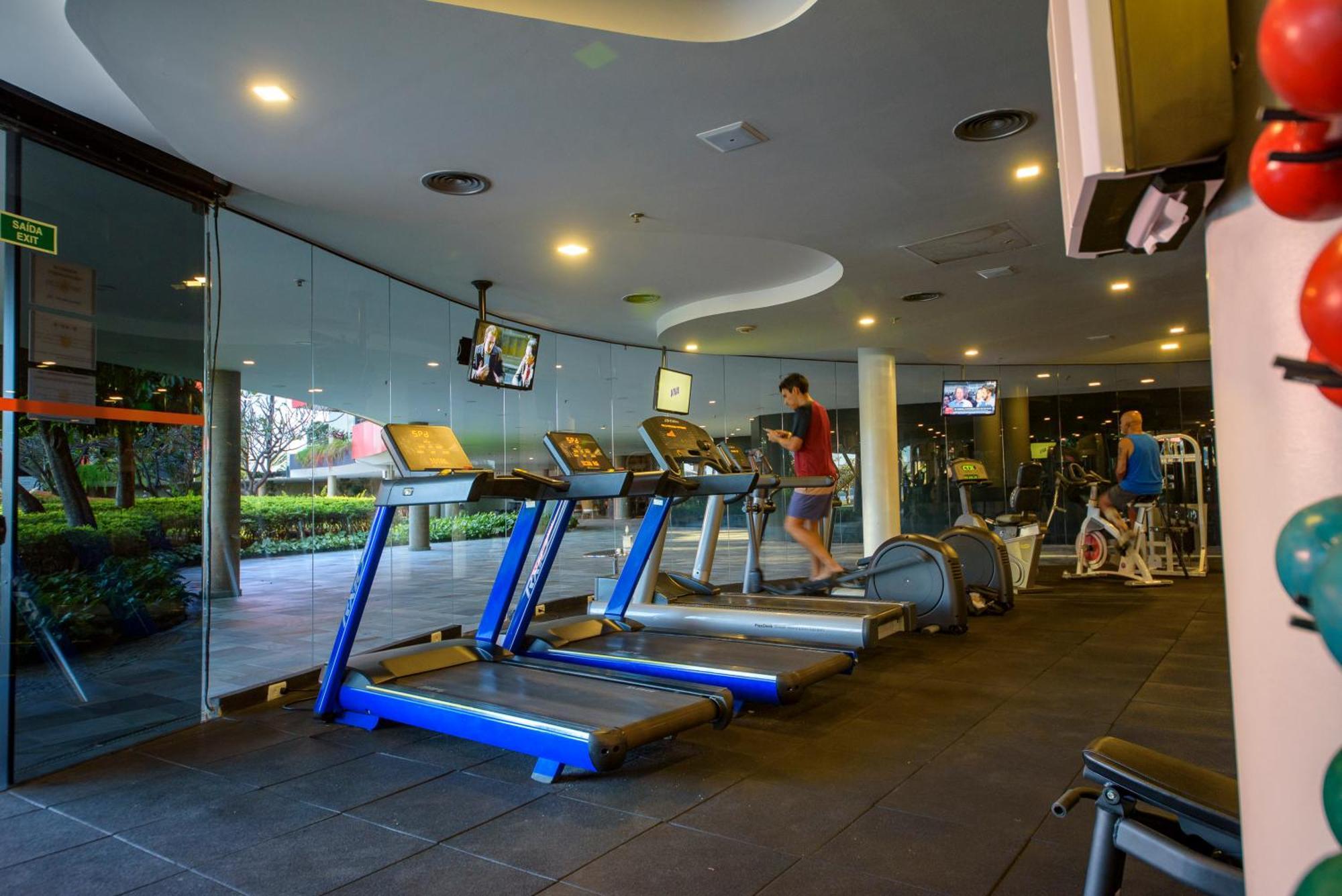 فندق رويال توليب برازيليا ألفورادا المظهر الخارجي الصورة A treadmill